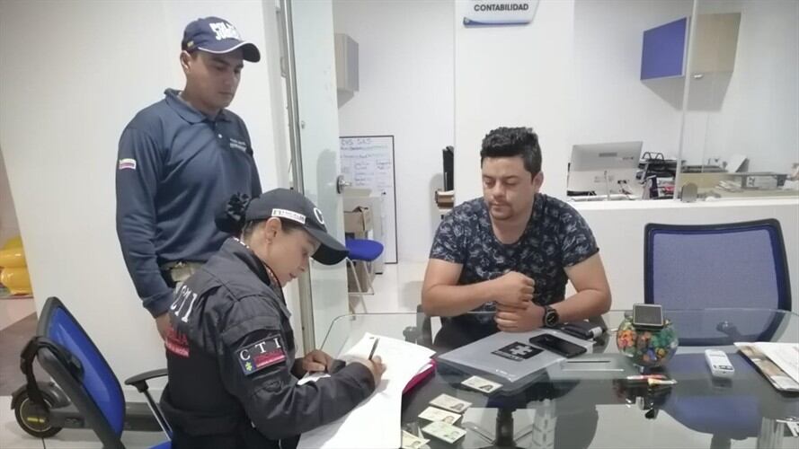 Capturado expresidente de la Liga de Triatlón de Santander por presunto tráfico de migrantes. Foto: Cortesía