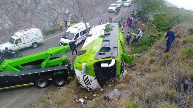 Una menor muerta y 29 heridos dejó accidente de tránsito en Antioquia. Foto: Cortesía