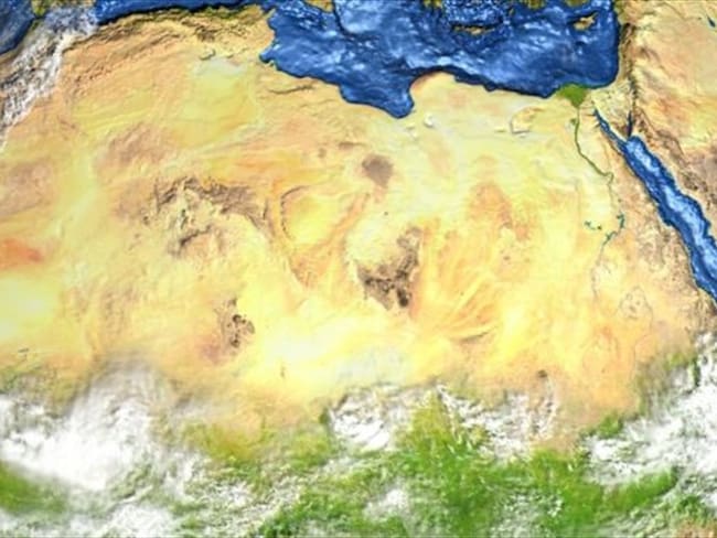 El Sahara hoy en día. Su color crema claro refleja los rayos de luz, afectando la frecuencia de las lluvias monzones, esenciales para la vegetación.. Foto: BBC Mundo