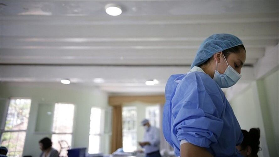 Nicolás Benítez, Médico Policlínico Olaya habló sobre el brote que se presentó en el centro clínico.. Foto: Getty Images