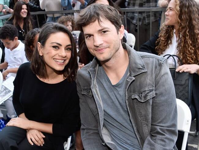 Ashton Kutcher y Mila Kunis aseguran que no creen en el baño diario para sus hijos. Foto: Getty Images/ Alberto E. Rodriguez