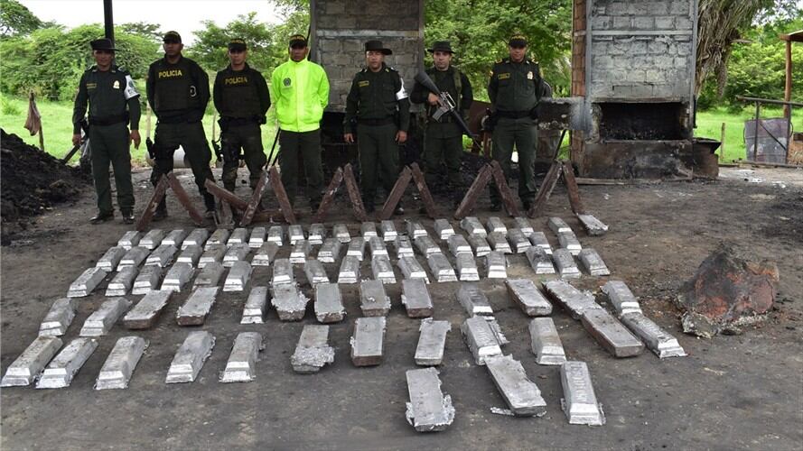 Doce personas fueron capturadas en operativo del Ejército y Corpamag. Foto: Policía Ambiental