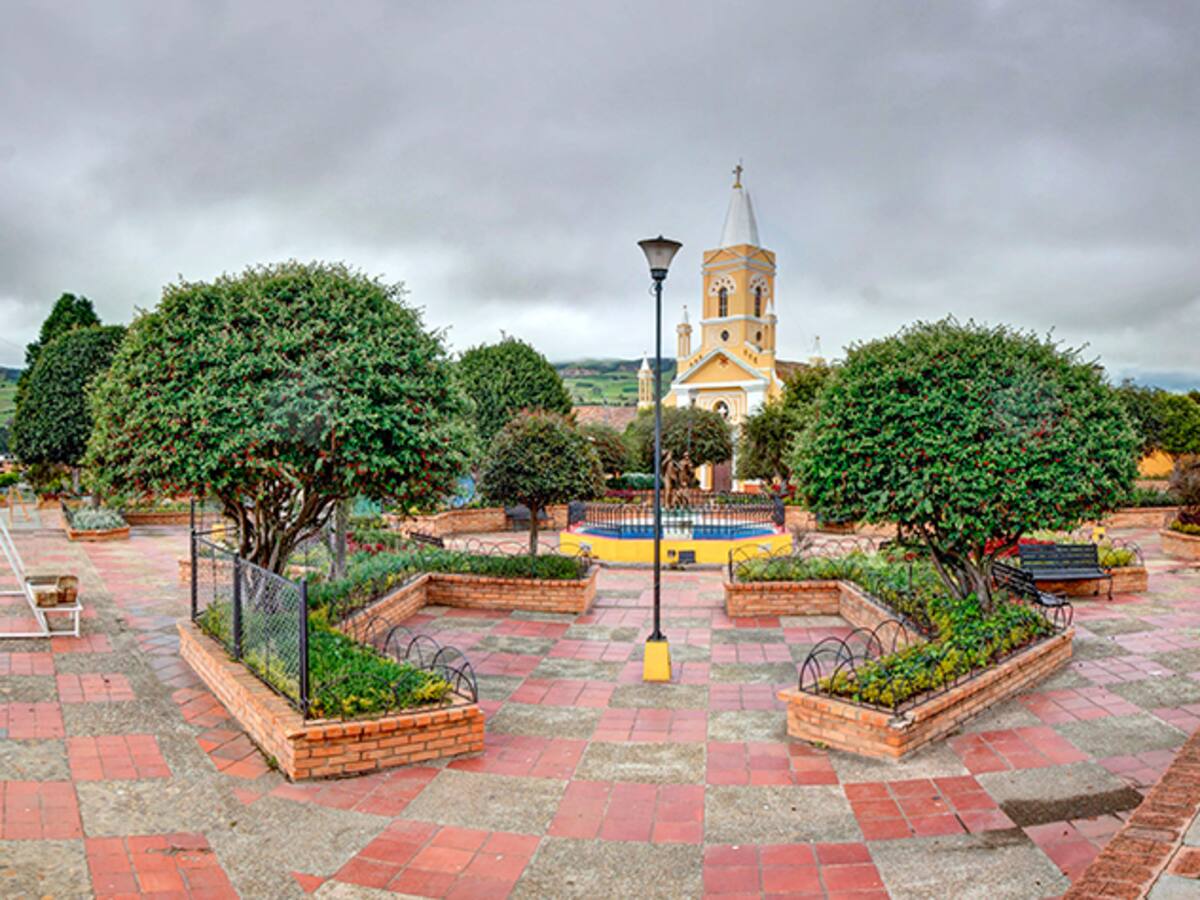 Golpean y roban a dos adultos mayores en Boyacá