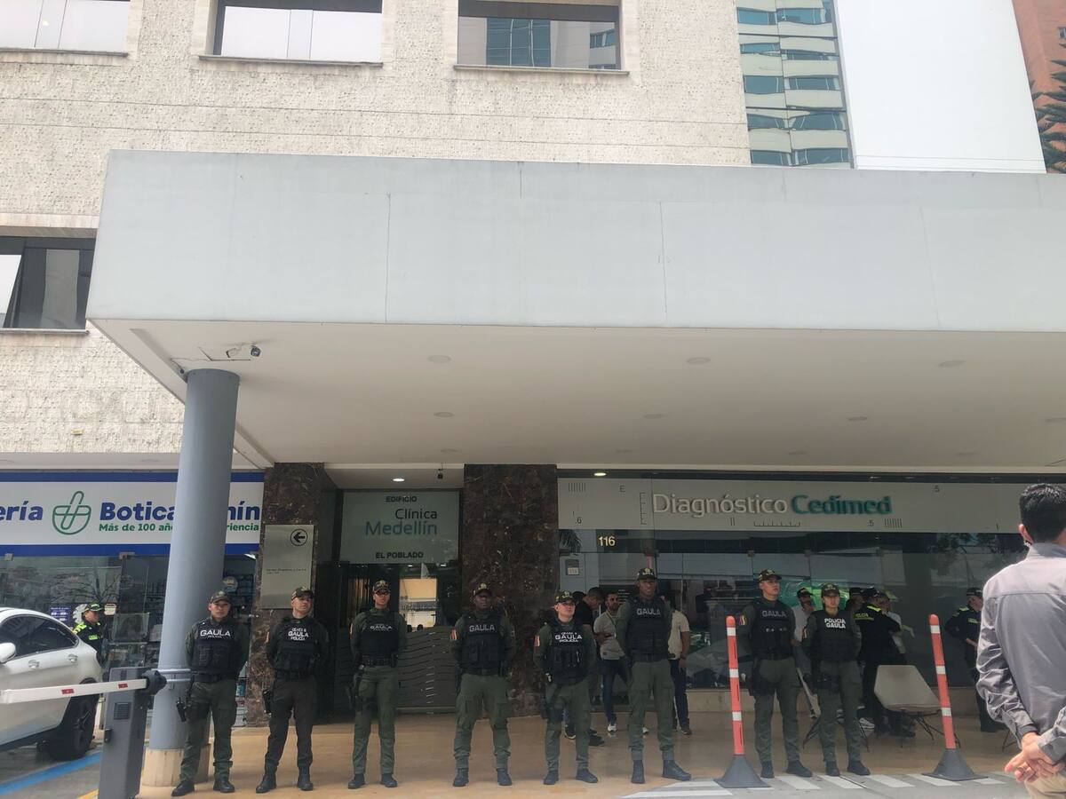 Hombre ingresó a clínica de El Poblado, Medellín, asesinó a médico y luego prendió fuego
