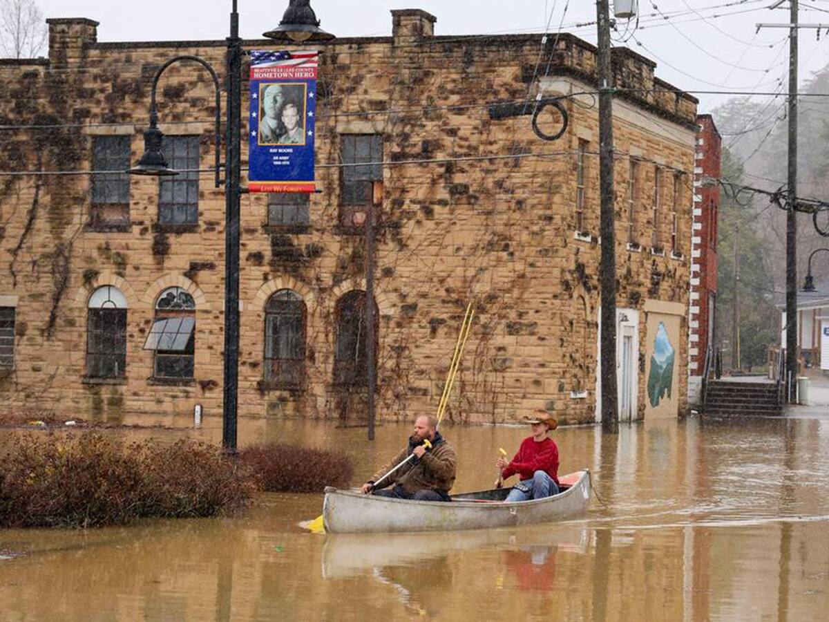 Aumentó a 14 la cifra de muertos por la tormenta en Kentucky, en alerta por otro temporal