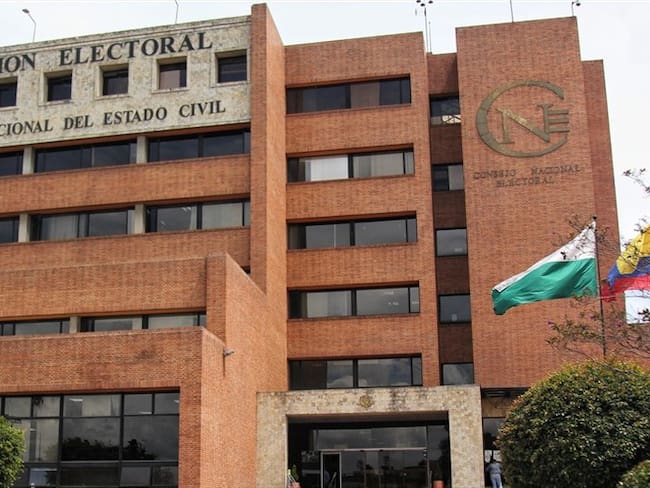 El plan incluye renovar todo el sistema de identificación de la registraduría que partirá con la puesta en marcha de sistemas de identificación facial, cédula digital y registro civil digital.. Foto: Colprensa