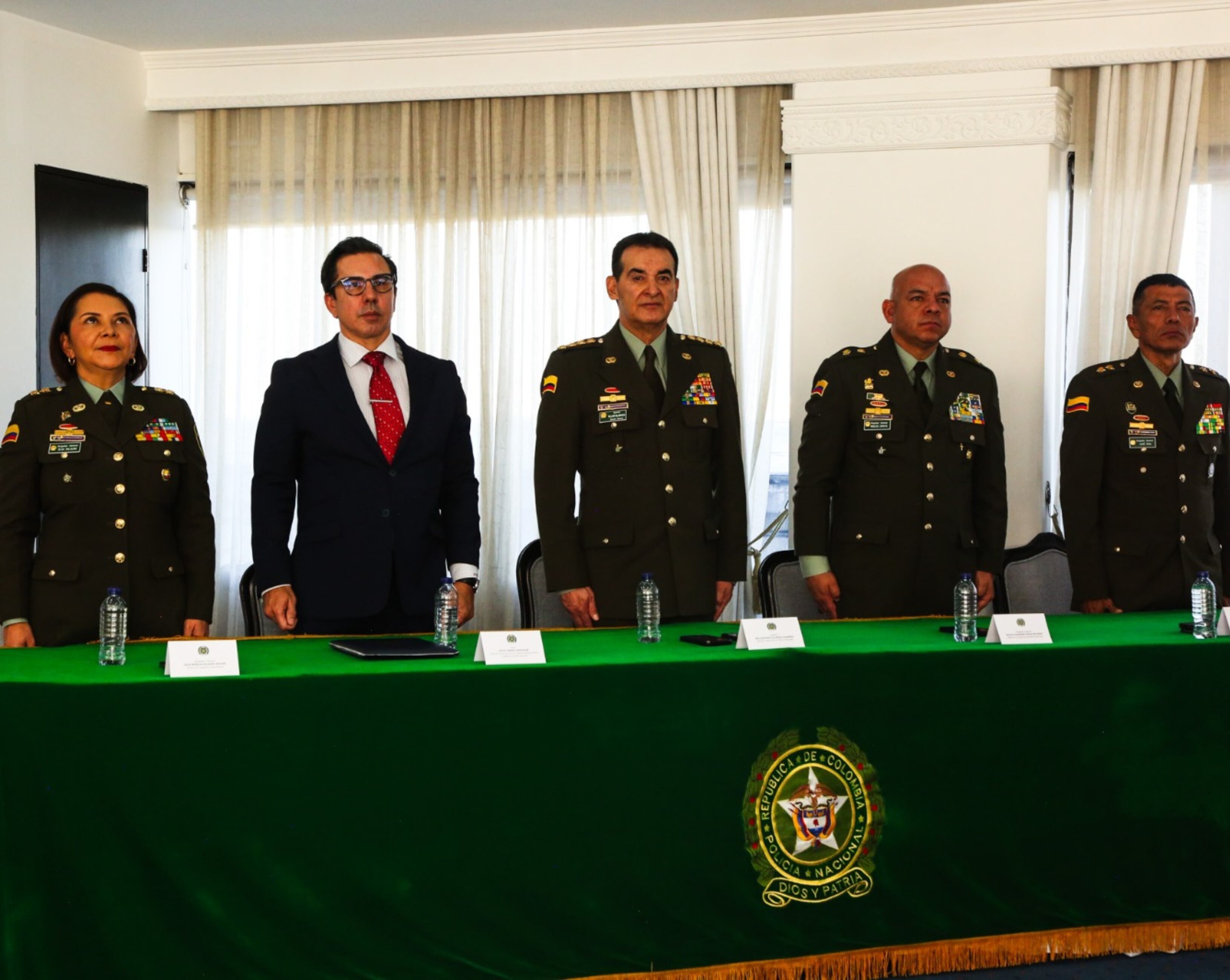 Embajada de EEUU en Colombia firmó 3 acuerdos con la Policía Nacional