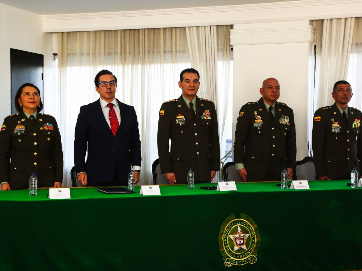 Embajada de EEUU en Colombia firmó 3 acuerdos con la Policía Nacional en temas de seguridad