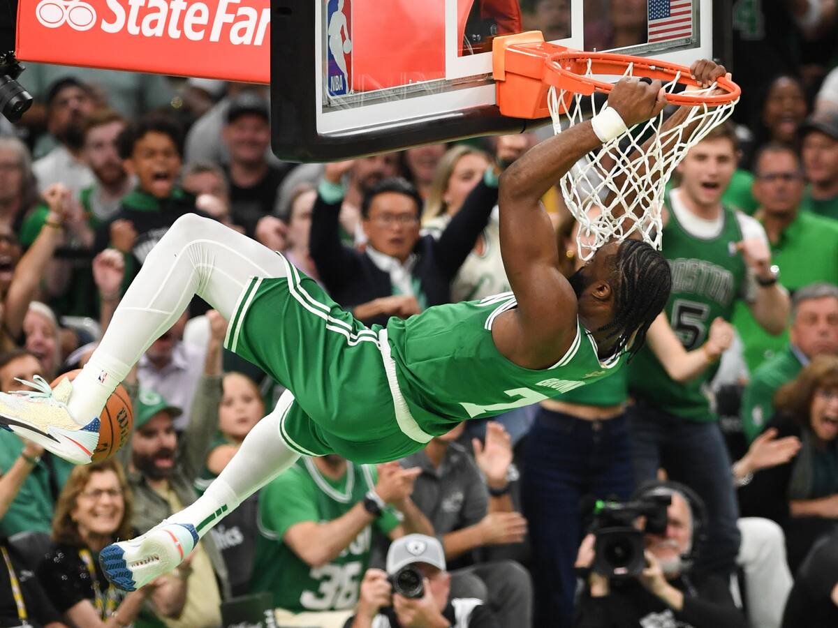 Boston Celtics derrotan a Mavericks y se consagran campeones de la NBA