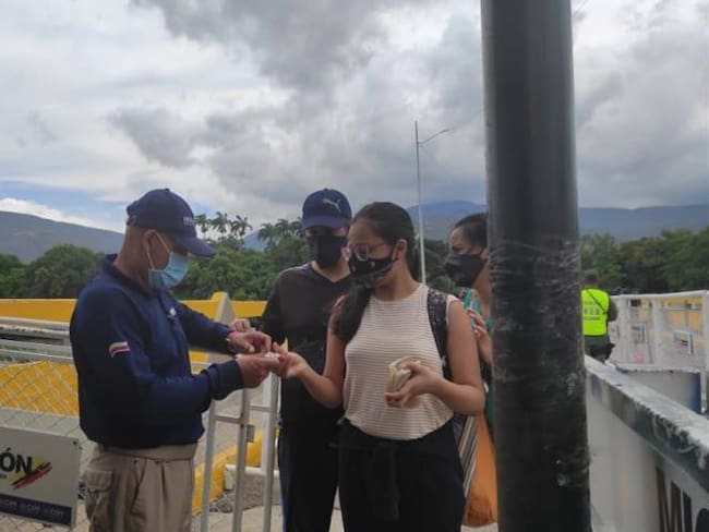 Paso fronterizo colombo venezolano. Créditos: Colprensa