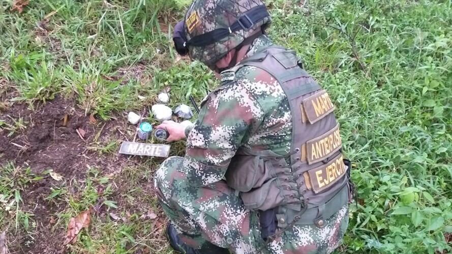 Las autoridades advirtieron que los subversivos pretendían activar los elementos al paso de los militares . Foto: Archivo Ejército