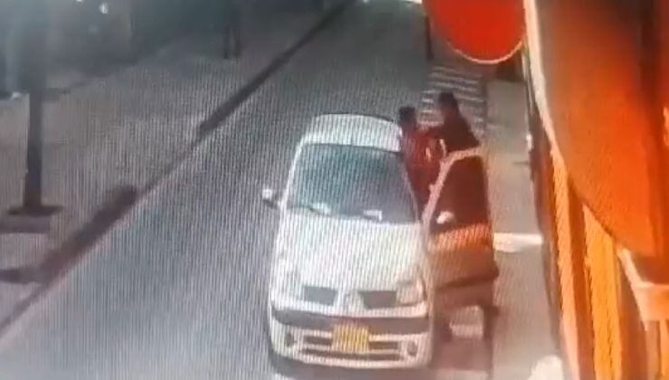 Así se ve en el video que revisan las autoridades, cómo fue el posible caso de sicariato. Imagen | Captura de pantalla