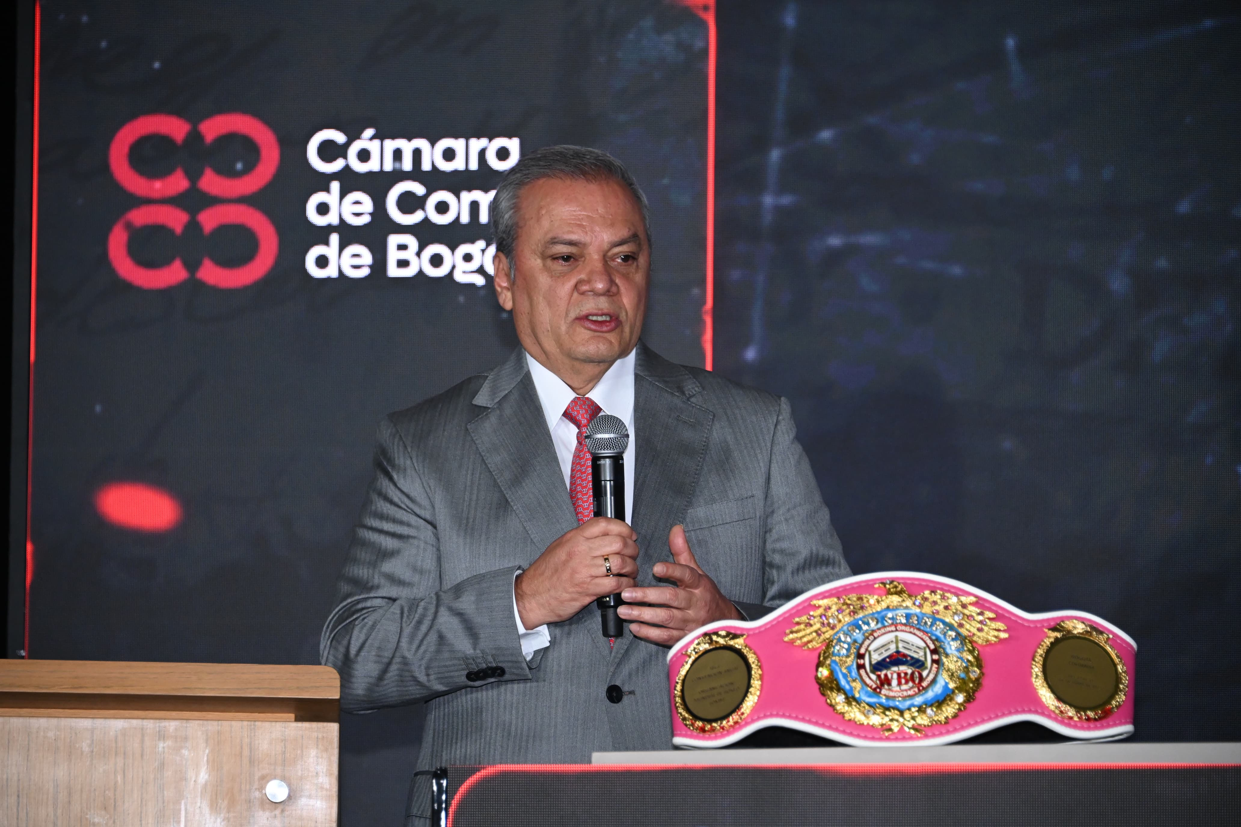 Foto: Cortesía Cámara de Comercio de Bogotá, Ovidio Claros Polanco, presidente ejecutivo CCB en la rueda de prensa.