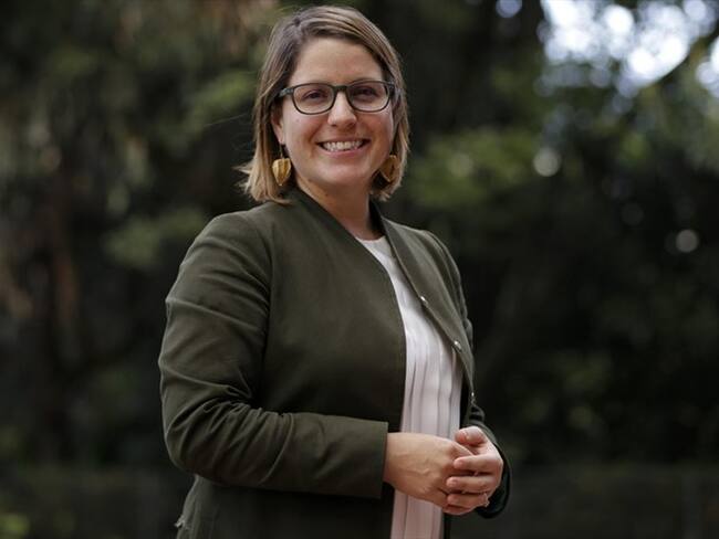 Los proyectos requeridos en materia de paz están pendientes en un 57%: Juanita Goebertus