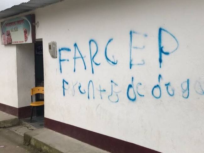 Disidencia de las Farc pintaron viviendas en el Catatumbo. Foto: Cortesía Luis Gutiérrez