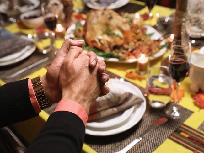 ¿Por qué cenar tarde puede tener graves consecuencias ligadas al cáncer?