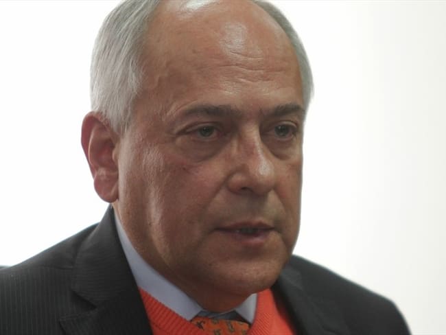 Me dio tristeza la burla a la justicia que hizo Petro: José Obdulio Gaviria