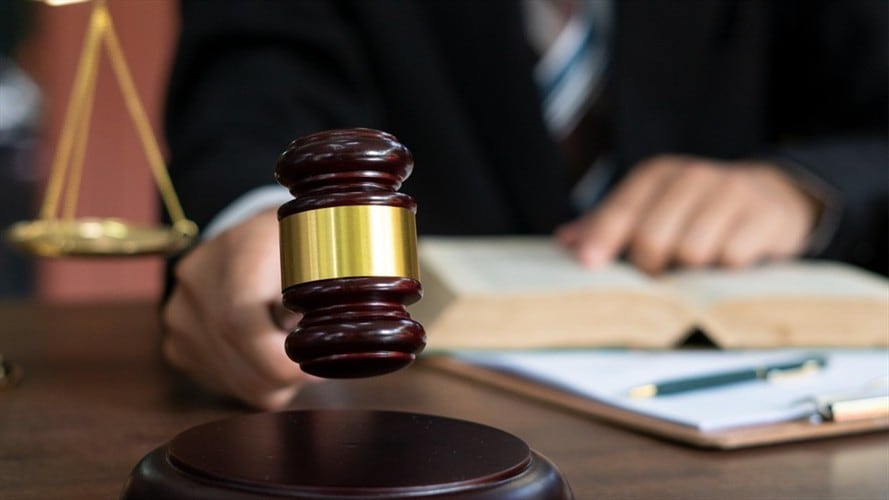 A la cárcel dos hombres señalados de abusar de sus hijastras en Córdoba. Foto: Getty Images.