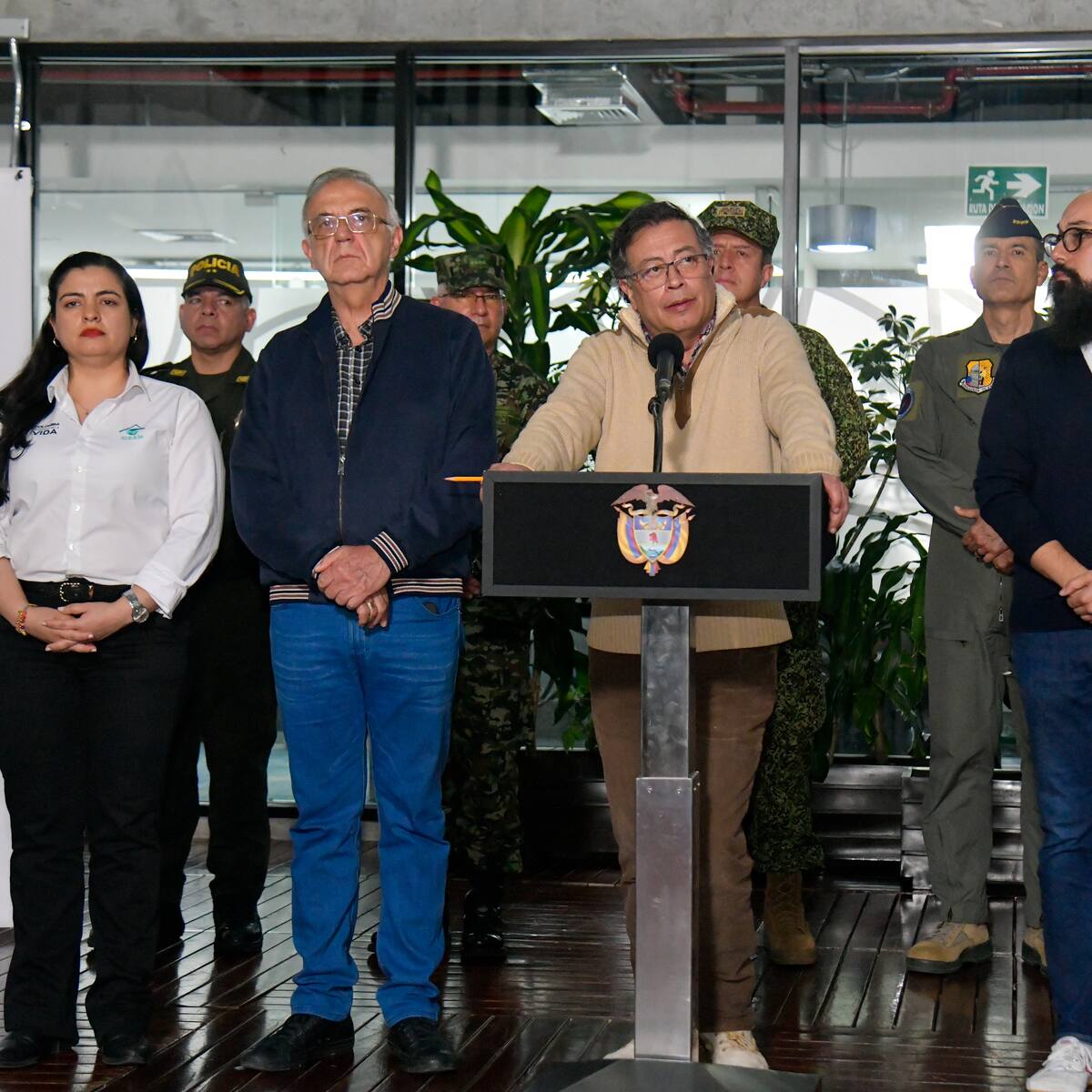 Petro declaró situación de desastre en todo el país por ola invernal