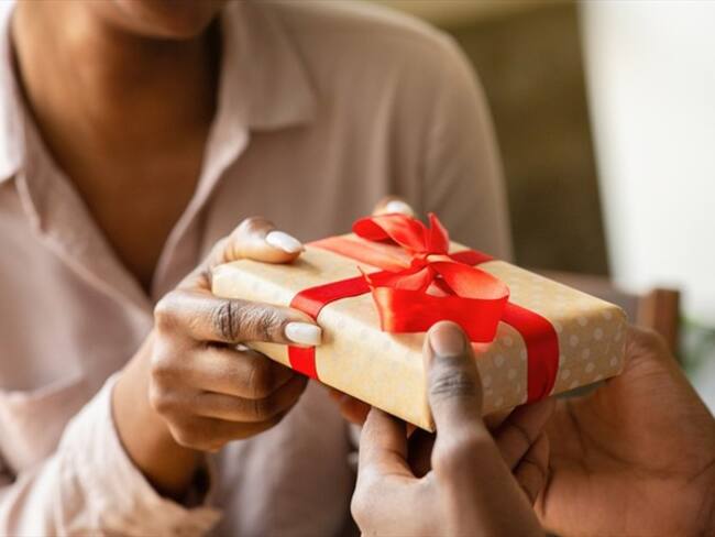¿Cuál sería un buen regalo para los colombianos?. Foto: Getty Images / PROSTOCK STUDIO