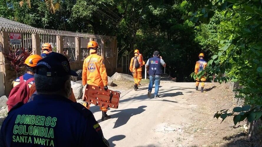 Avanza la búsqueda de una mujer que cayó al río Minca en zona rural de Santa Marta. Foto: Alcaldía de Santa Marta