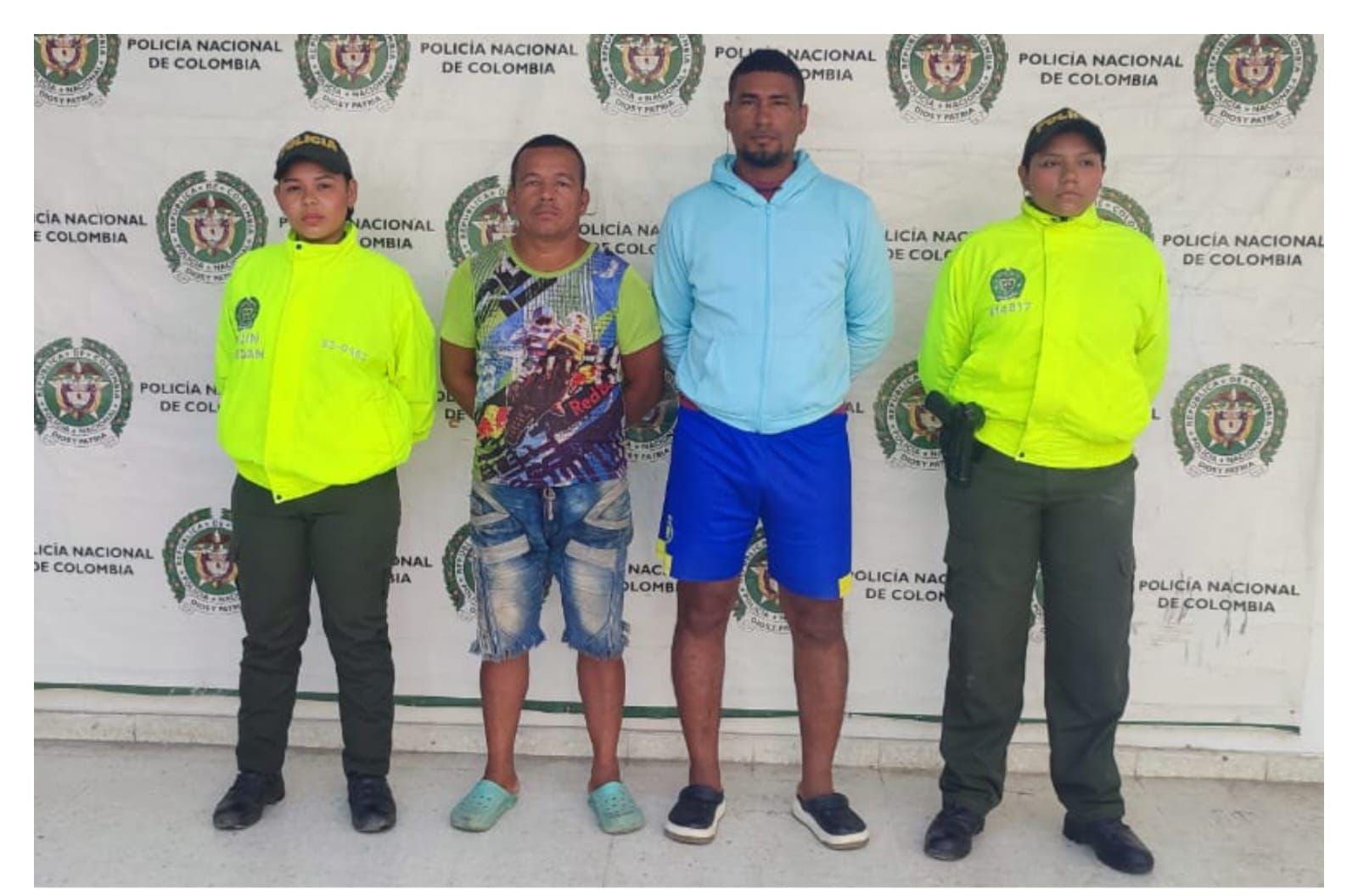 Dos de las personas capturadas/ Policía Metropolitana de Santa Marta.