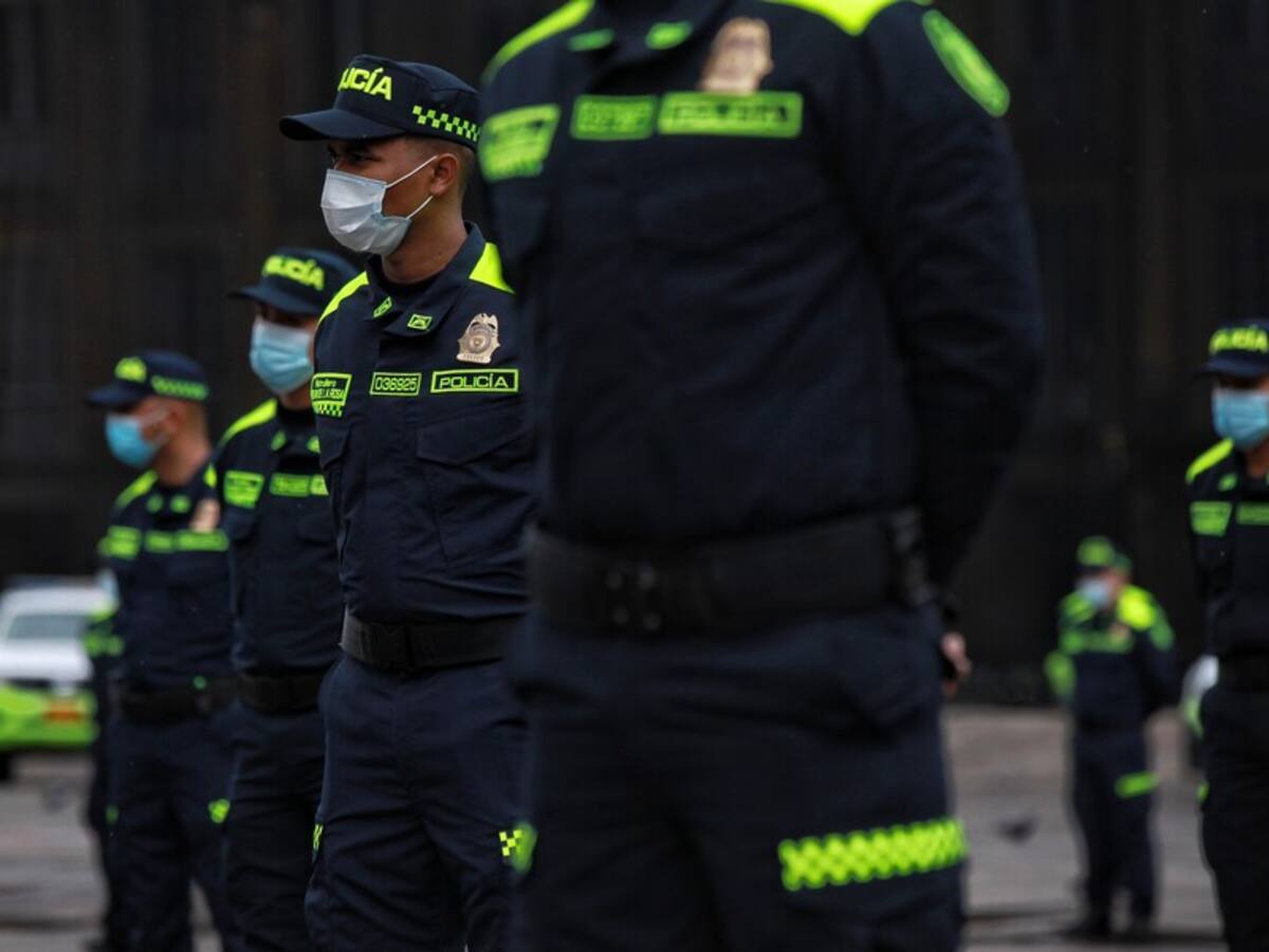 Falsos policías robaron camioneta en Bogotá