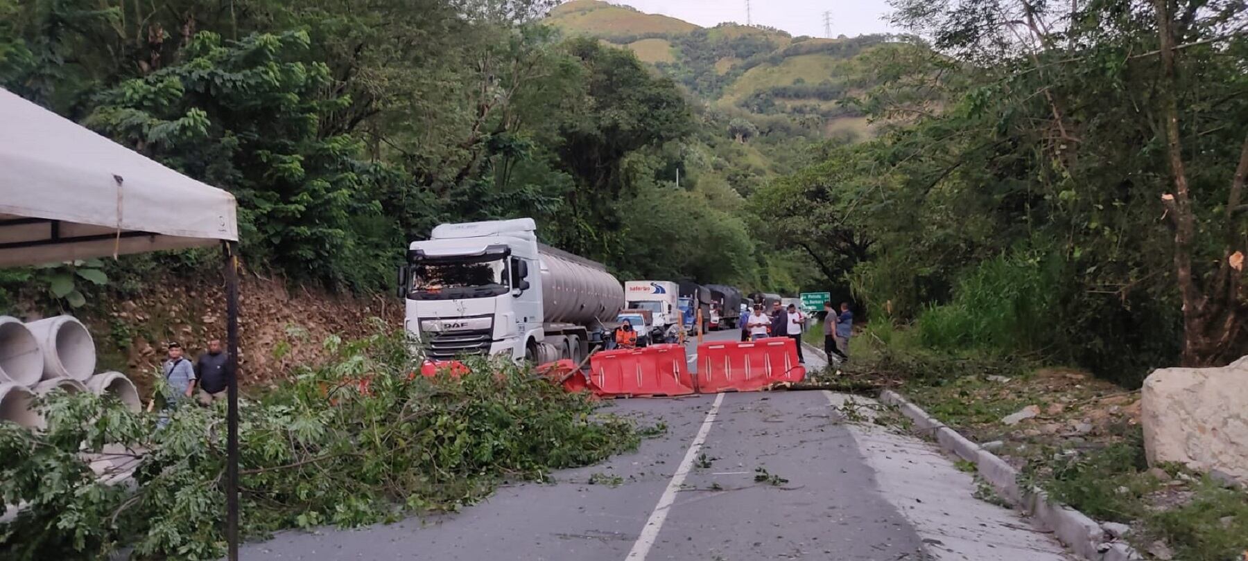 Vía Manizales - Medellín. Crédito: Suministrada.