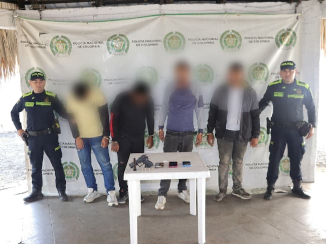 Los detenidos podrían tener vínculos con estructuras criminales del norte del Cauca. Foto: Policía de Cali.