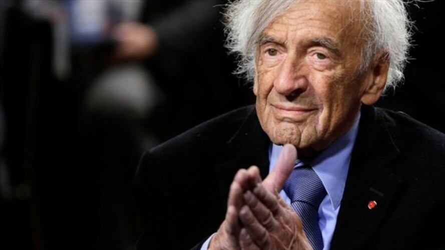 Elie Wiesel perdió a sus padres y a su hermana menor en un campo de concentración. Foto: BBC Mundo