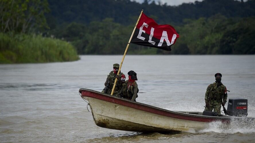 Por medio de un comunicado, la guerrilla del ELN aseguró que la información que recibió la Embajada de Cuba en Bogotá no hace parte de sus planes militares. Foto: Getty Images