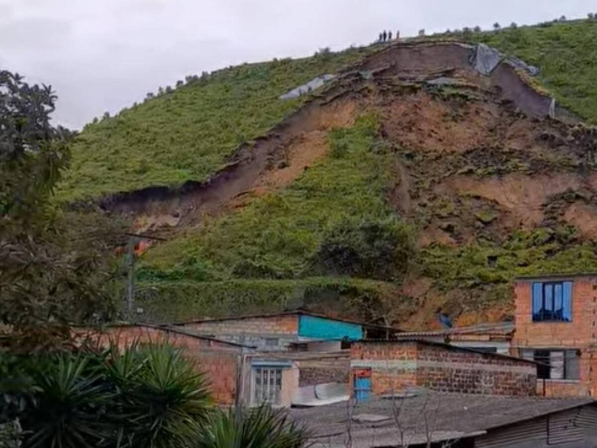 Deslizamientos de tierras dejan 91 familias evacuadas y 43 casas afectadas en Chinchiná, Caldas