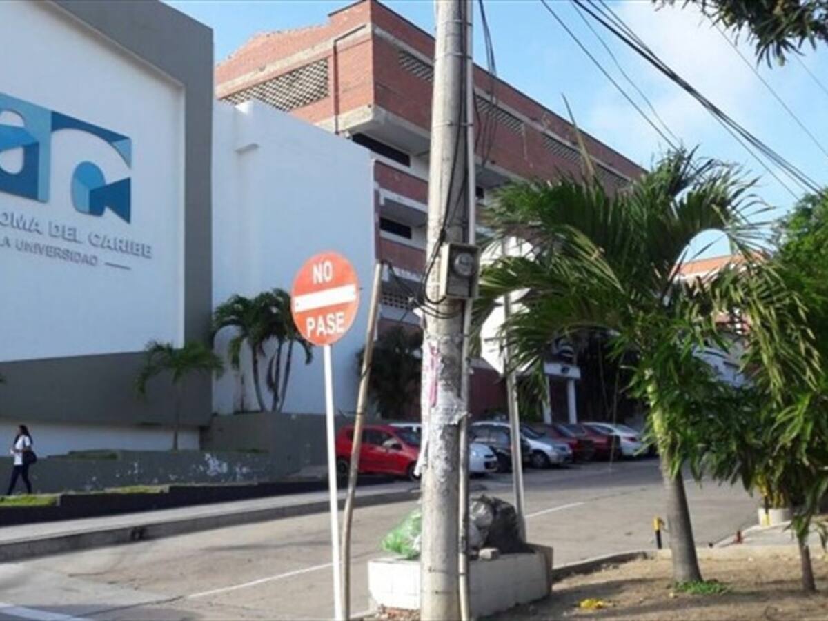 Rechazo total de estudiantes y docentes por el nuevo rector de la Uniautónoma