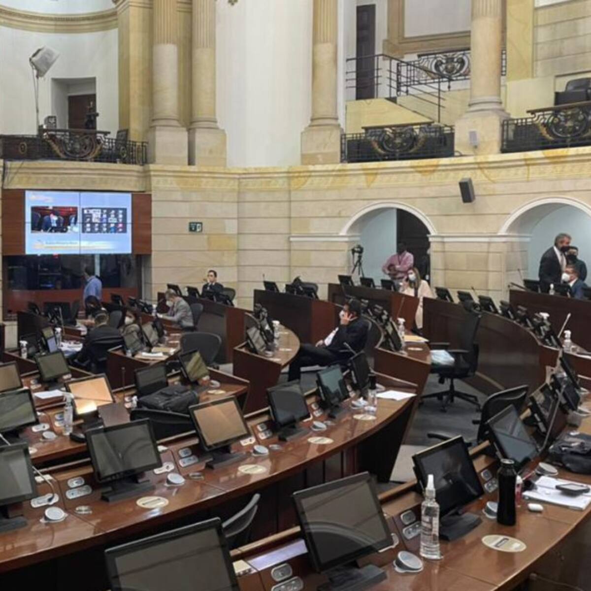 Senadores del Pacto Histórico denuncian que les quieren quitar sus curules
