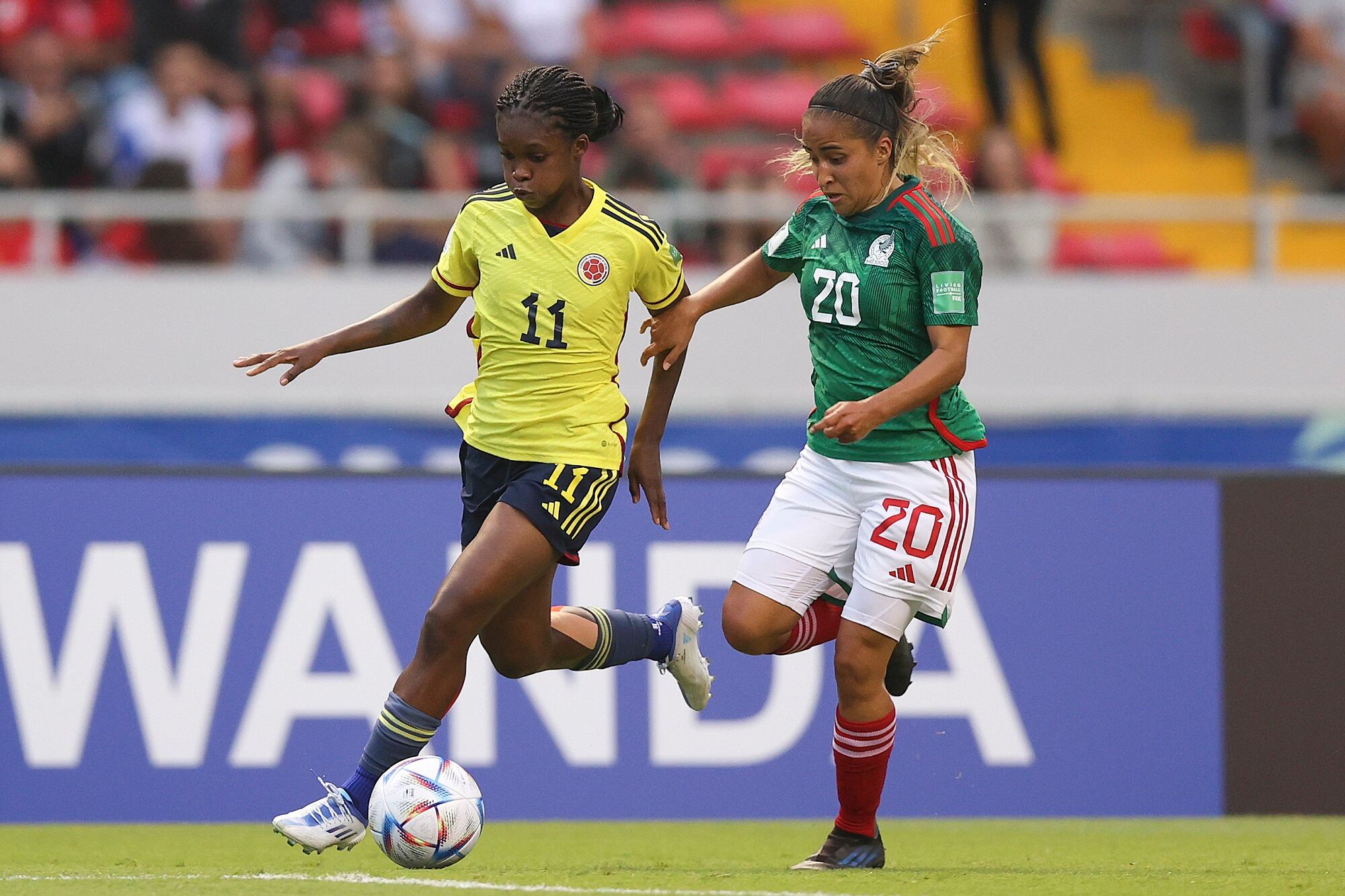 Linda Caicedo y Paola Chavero. (Photo by Tim Nwachukwu - FIFA/FIFA via Getty Images)