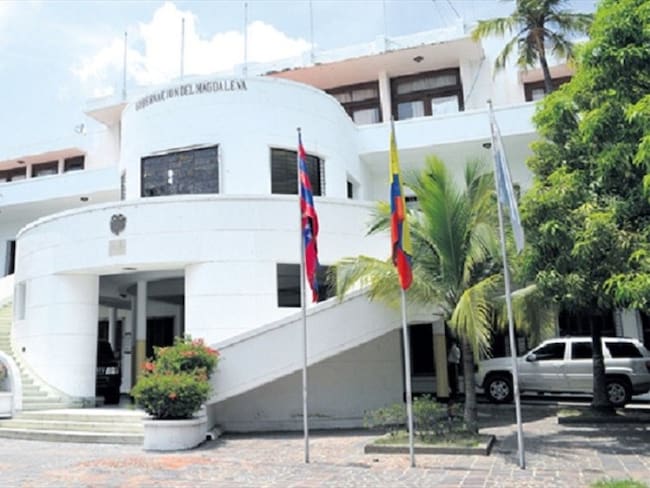 Denuncian supuesto pago de favores del gobernador del Magdalena a exdirector de fiscalías
