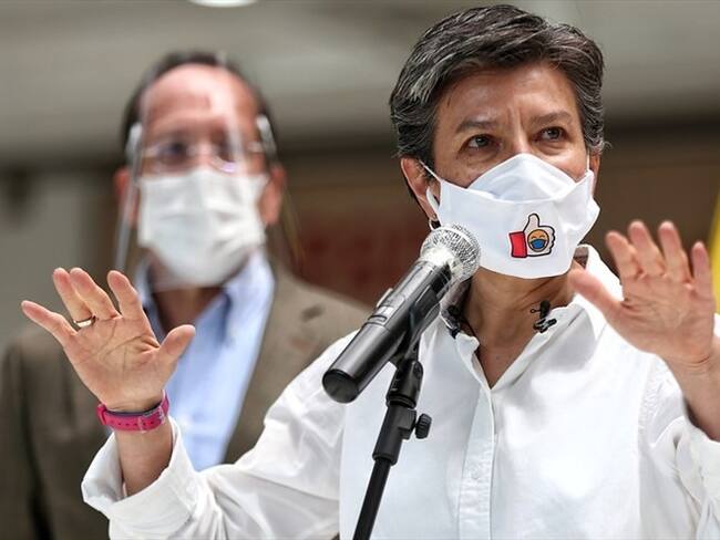 Esta apertura es para compras estrictamente necesarias y no para visitas ni parchar: Claudia López. Foto: Colprensa