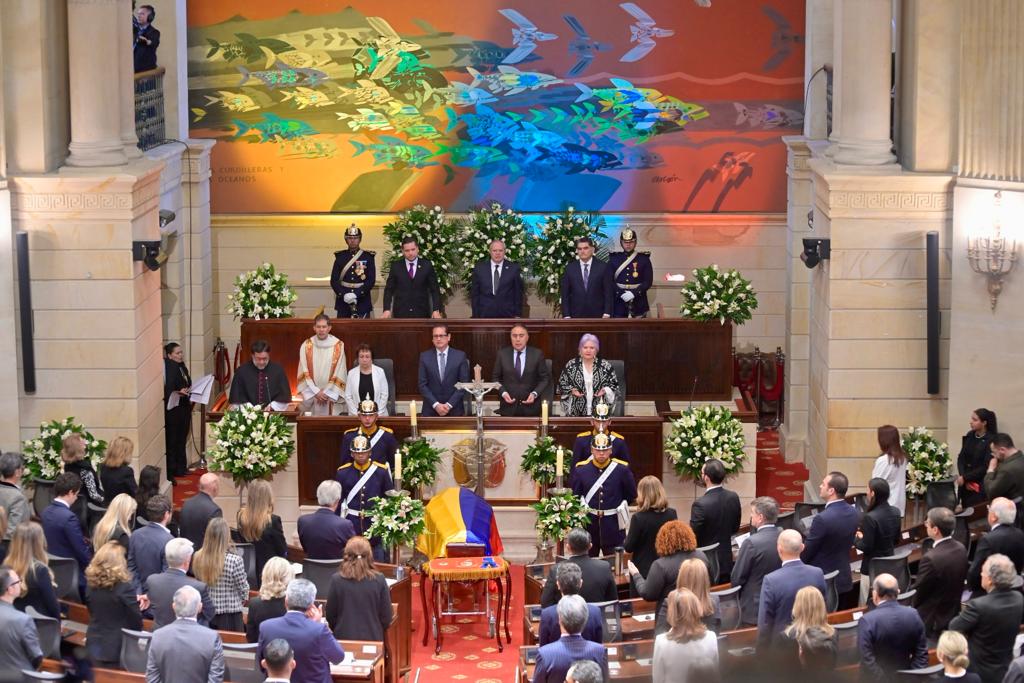 Homenaje a Fernando Botero en el Capitolio Nacional. Foto: Juan Felipe Rodrífuez / W Radio