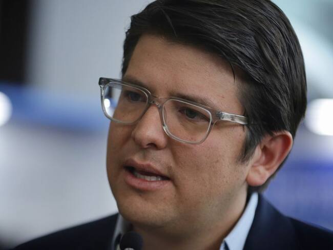 Si fue un error de buena fe hay que corregirlo: Miguel Uribe sobre presupuesto para obras