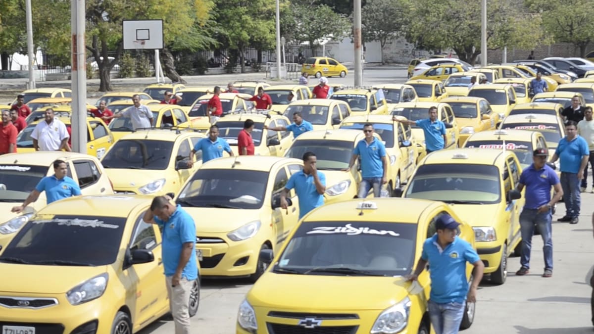 Gremio de taxistas en Santa Marta se unen al paro nacional
