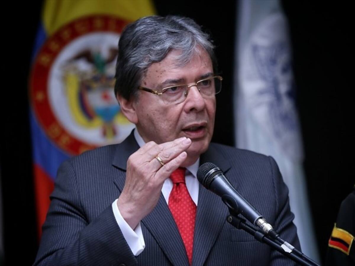 ELN buscaría atentar contra el ministro de Defensa, Carlos Holmes Trujillo