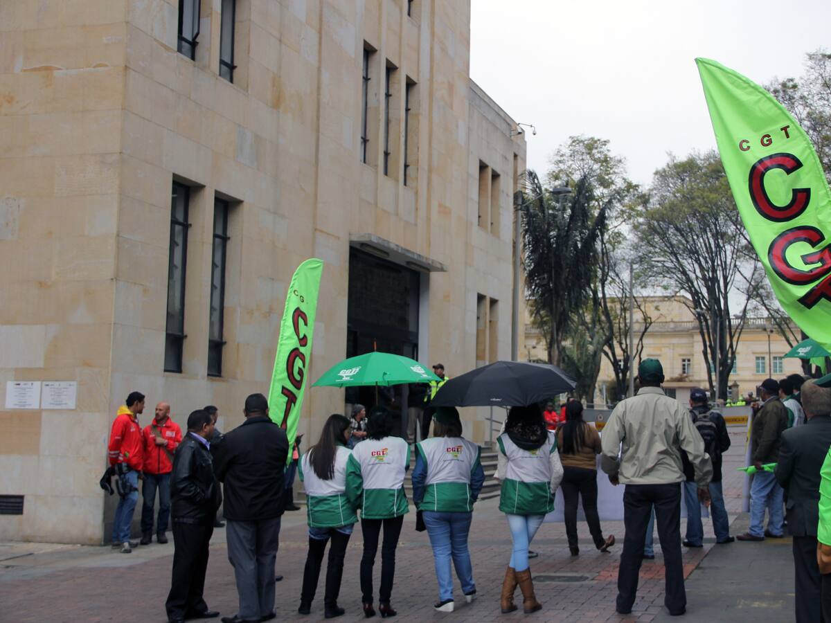 Centro democrático está usurpando la CGT: Percy Oyola
