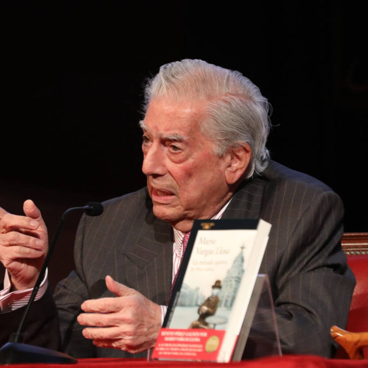 Mario Vargas Llosa: las veces que el reconocido escritor peruano pasó por los micrófonos de La W