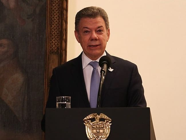 Santos agradece al Congreso por la aprobación de la Ley de Infraestructura. Foto: Colprensa