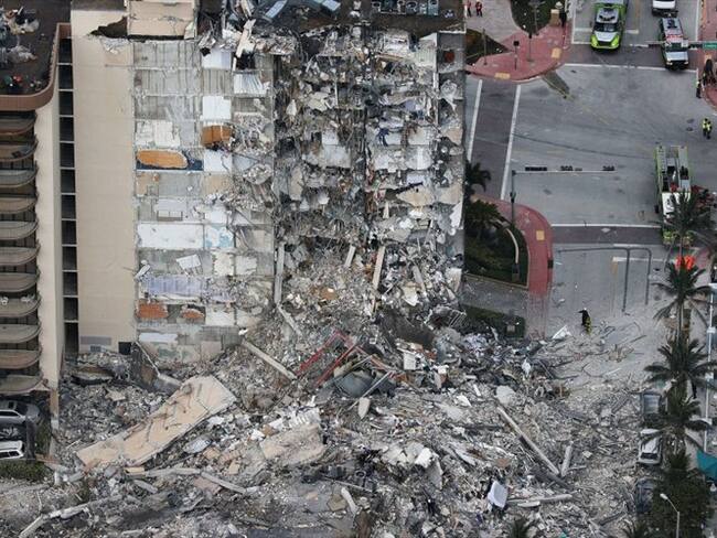 Tres colombianos están desaparecidos tras derrumbe de edificio en Miami. Foto: Getty Images
