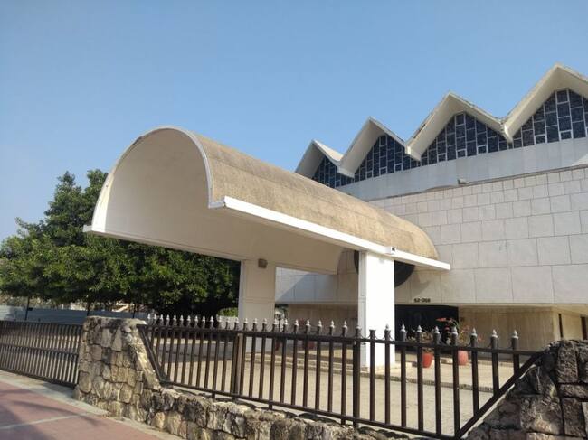 Teatro Amira de la Rosa, cerrado desde hace año y medio