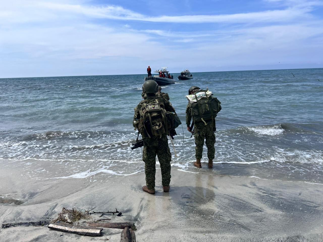 Armada halló caleta del Clan del Golfo con más de 3.2 toneladas de cocaína. Foto: Suministrada.