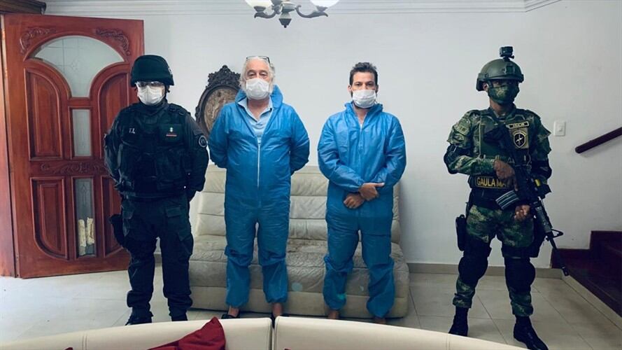 Estadounidenses capturados en Santa Marta ofrecían pócima falsa para curar el COVID-19. Foto: Cortesía: Fiscalía