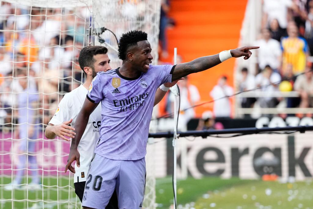 Aficionados del Valencia acusados por insultos racistas a Vinicius. Getty Images (Referencia)