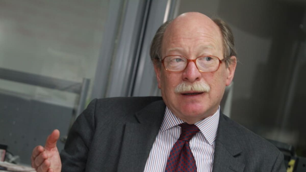 Llama la atención que sea en año electoral: exembajador por borrador de requisitos para diplomáticos